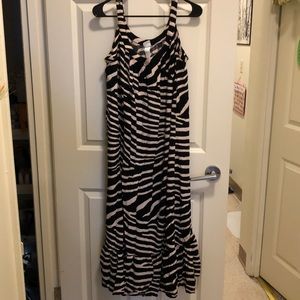 H&M Long Ruffled Dress